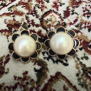 Kate Spade Stud Earrings Black White Gold Flower